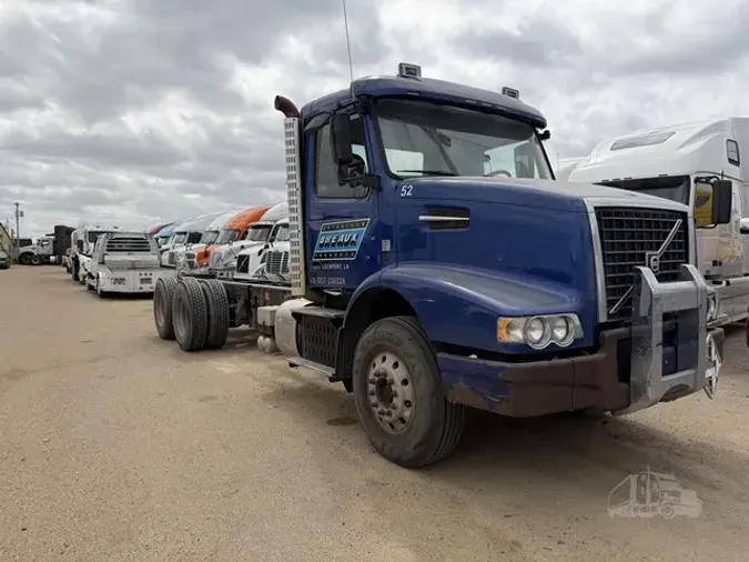 2016 VOLVO VHD64B300f166d0ceb2e967f6f0dbd44855ecab19