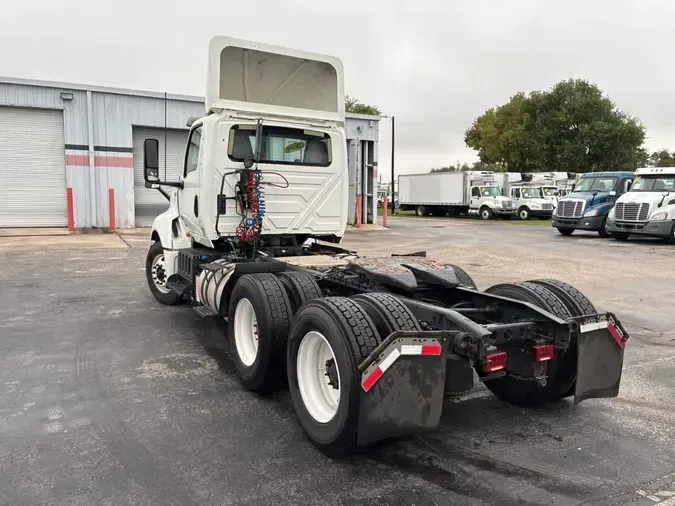 2019 NAVISTAR INTERNATIONAL LT625 DAYCAB T/A