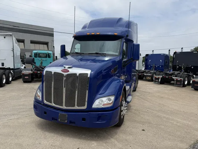 2022 Peterbilt 579