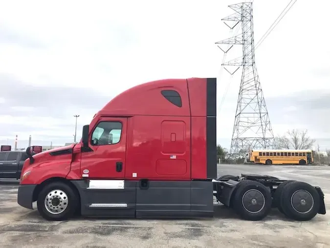 2021 Freightliner Cascadia