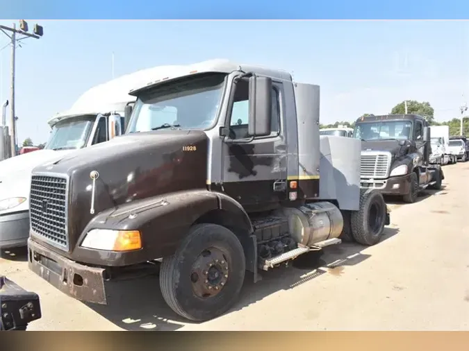 2006 VOLVO VNM42T200f16d090b339369094b0a5a4a92815649