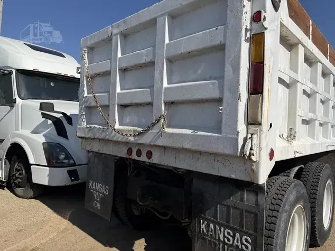 2004 INTERNATIONAL WORKSTAR 7400f16fbee3fcbf80349422dc3fa6d6bf0a