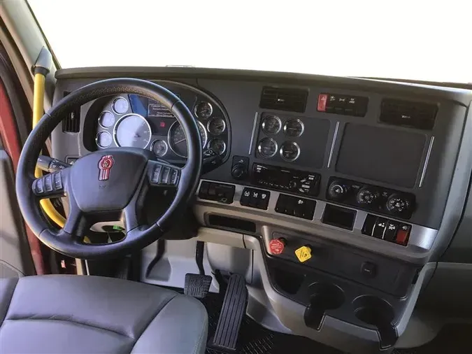 2021 KENWORTH T680