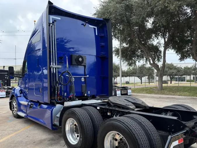 2022 Kenworth T680f17061f6e64a7336fcd8786eec35a8fc