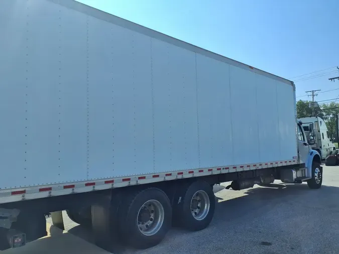 2017 FREIGHTLINER M2 106