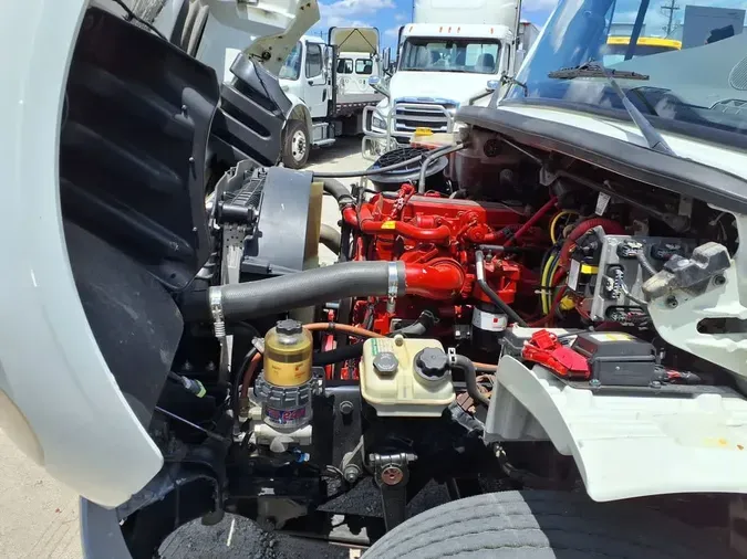 2019 FREIGHTLINER/MERCEDES M2 106