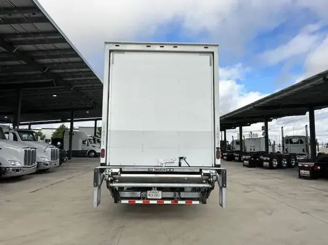 2020 Peterbilt 330