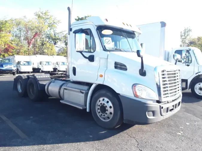 2019 FREIGHTLINER/MERCEDES CASCADIA 113