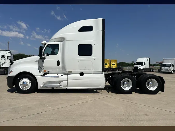 2019 International LT625