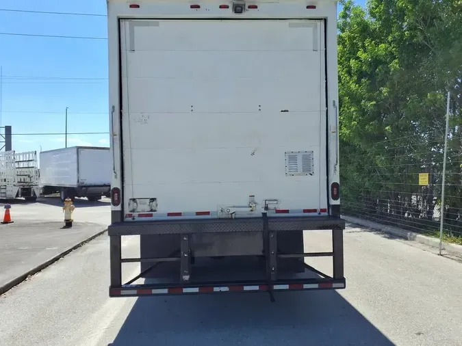 2019 NAVISTAR INTERNATIONAL 4300 LP