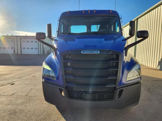 2021 Freightliner Cascadia