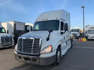 2016 Freightliner CASCADIA 125