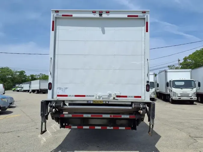 2019 FREIGHTLINER M2 106
