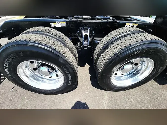 2021 KENWORTH T680