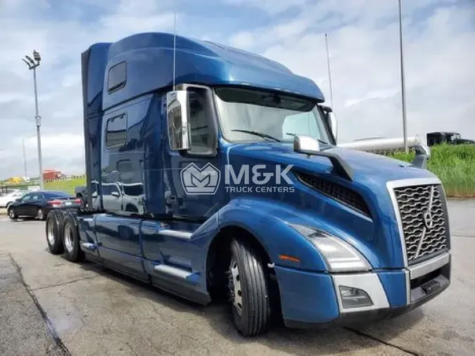 2023 VOLVO VNL64T860