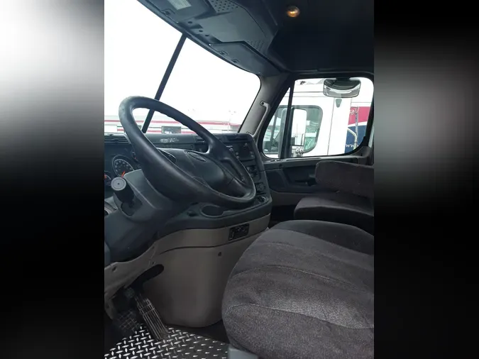 2019 FREIGHTLINER/MERCEDES CASCADIA 125