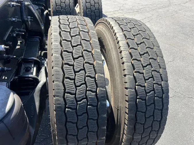 2020 Peterbilt 567
