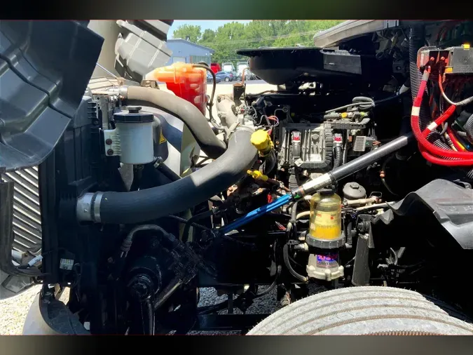 2022 INT LT625 6x4