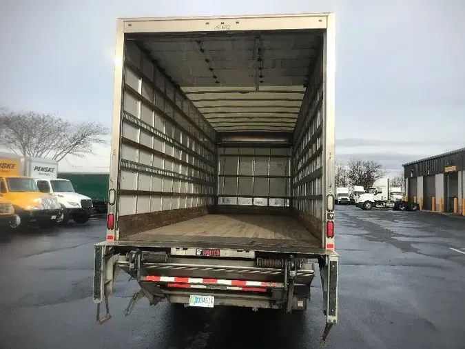 2017 HINO TRUCK 268