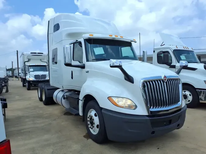 2019 NAVISTAR INTERNATIONAL LT625 SLPR CAB