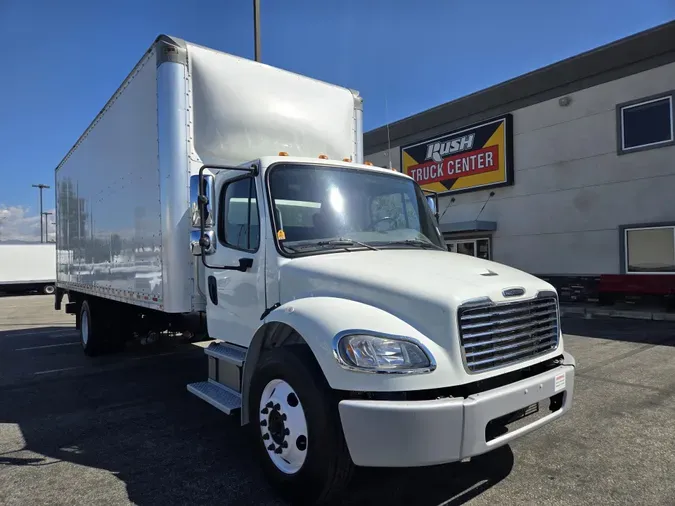 2022 Freightliner M2 112