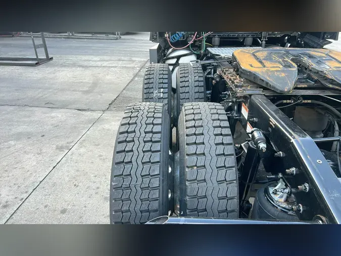 2022 Freightliner Cascadia 126f1ae3b34b5a1e2e0b92897d89ffe7161