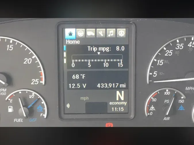 2021 Freightliner Cascadia 126