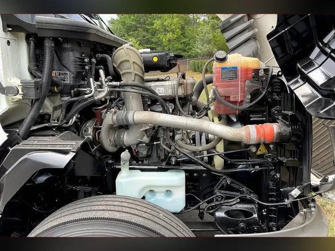 2022 INT LT625 6x4