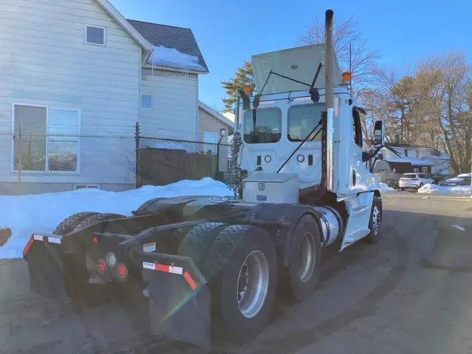 2019 FREIGHTLINER/MERCEDES CASCADIA 125f1bd8d41a6c6740cf0645e1cf80c6f5c