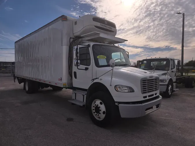 2018 FREIGHTLINER/MERCEDES M2 106