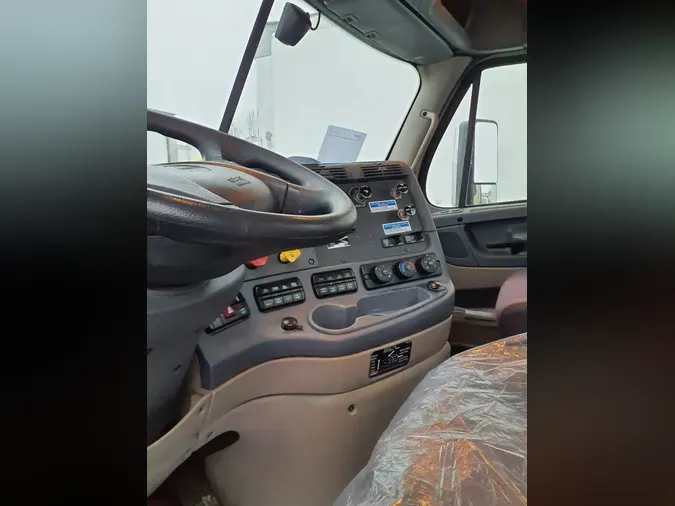 2019 FREIGHTLINER/MERCEDES CASCADIA 125