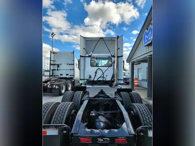 2020 MACK AN64T