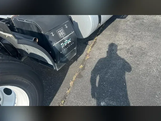 2020 FREIGHTLINER CASCADIA