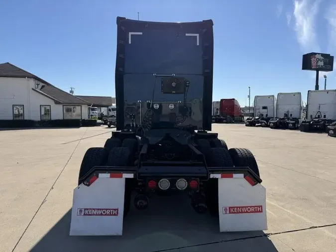 2022 Kenworth T680