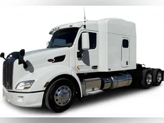 2022 Peterbilt 579