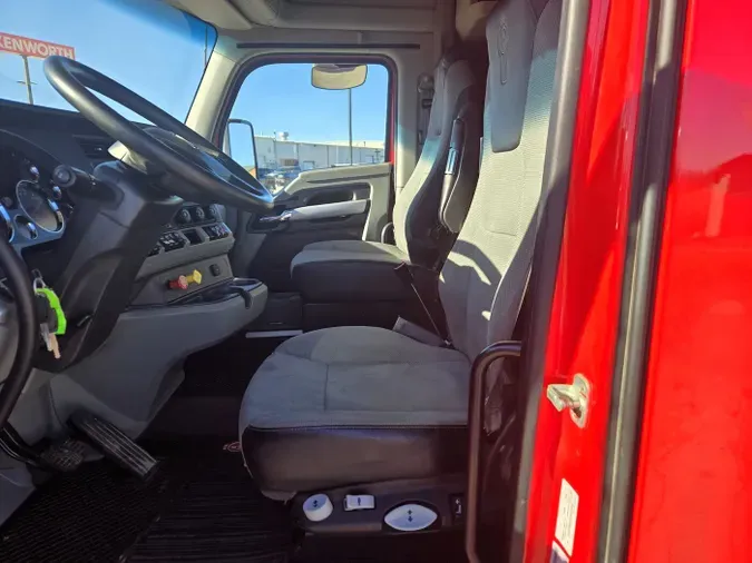 2022 Kenworth T680f1c9d1c158f0d5b1341425a42c164042