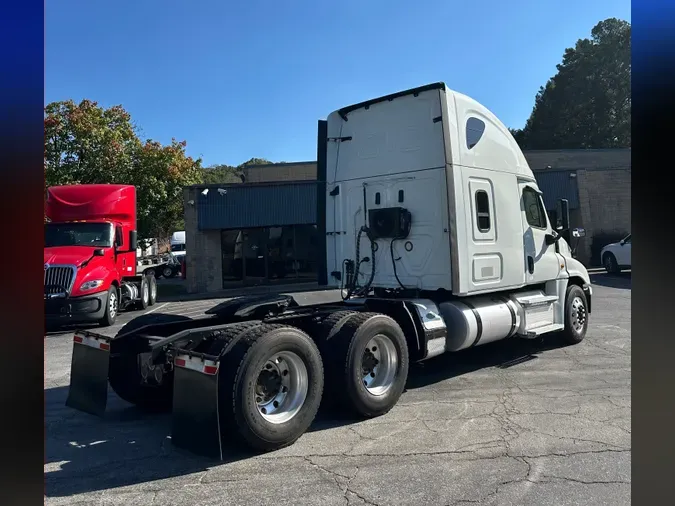 2019 FREIGHTLINER CASCADIA