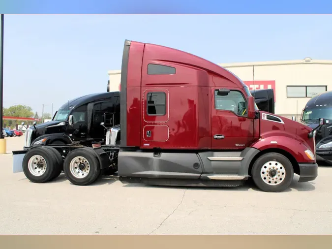 2021 Kenworth T680