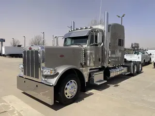 2024 Peterbilt 389