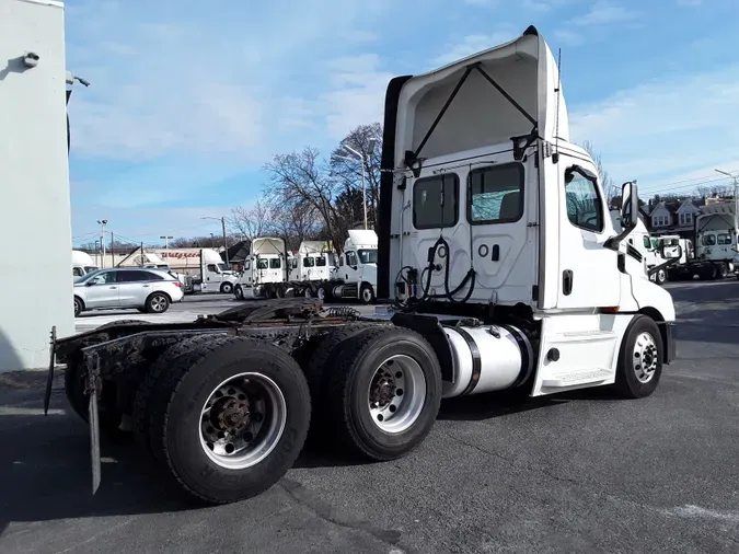 2020 FREIGHTLINER/MERCEDES NEW CASCADIA PX12664