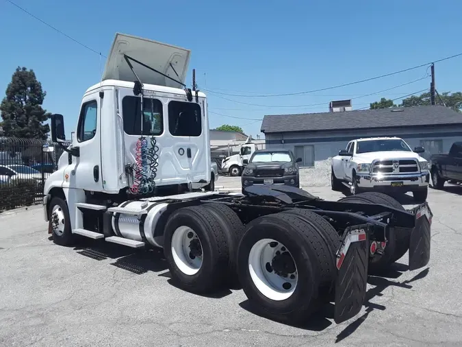 2018 FREIGHTLINER/MERCEDES NEW CASCADIA 126