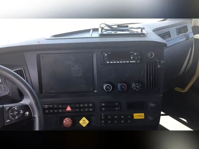 2023 Freightliner Cascadia 126