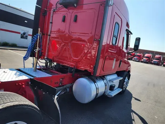 2020 FREIGHTLINER CA116f1e076952de62b530b6b24e056016998
