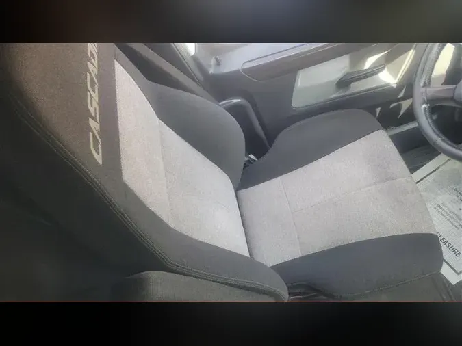 2020 FREIGHTLINER CA126