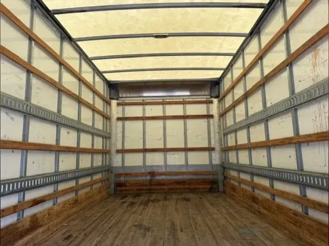 2020 Isuzu NPR-HDf1e26171a565a7fabb80062424ee048b