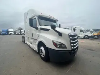 2018 FREIGHTLINER T12664ST