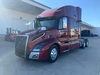 2019 VOLVO VNL64T860