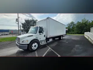 2017 FREIGHTLINER/MERCEDES M2 106
