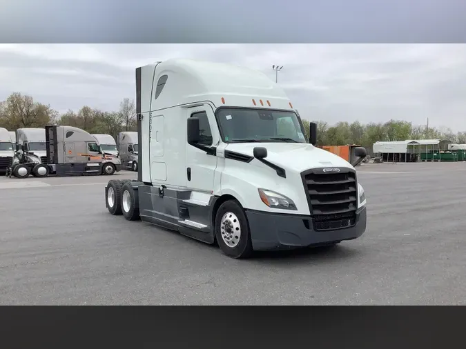 2022 Freightliner Cascadia 126f1e5abb88396f53b556cef7b28348cb3