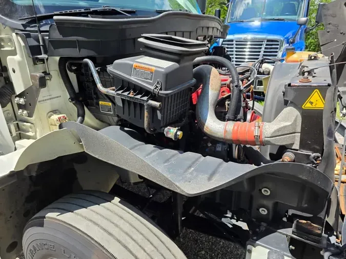 2020 NAVISTAR INTERNATIONAL MV607 (4X2)